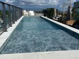 Flat com Piscina Privativa Tamandaré