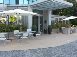 蒙缇尼利纳特机场酒店，位于佩斯基耶拉博罗梅奥米兰利纳特机场 - LIN附近的酒店