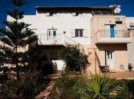 Casa Evriali Apartments, hotel en Kokkíni Khánion