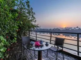 Banyan Tree Pool Villa at Surya River Thane