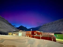 Haugen Pensjonat Svalbard, holiday rental in Longyearbyen