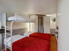 Citea Access Poissy - Résidence Affaires & Tourisme avec Parking- La Defense & Saint Lazare Less 30 minutes
