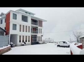 Time square valley, hotel v destinaci Doda