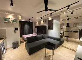 Studio Apartment at Hiranandani estate - New York Theme