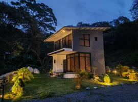 Caba&ntilde;a Samu, villa i Boquete