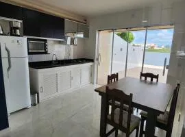 Apartamento-3 pé na areia, churrasqueira, acesso a lagoa, vista para rio, Torres e serra gaúcha
