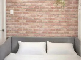 Rocca 1 Bedroom Boutique Suite w Balcony Mesaverte Residences