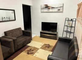 anas MJ homestay private pool, hotel v destinaci Ayer Keroh
