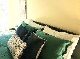 Giacarda Suite, hotel v Salernu