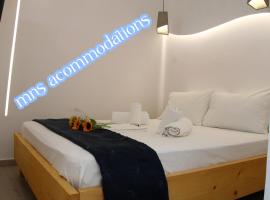 MNS Marvelous Nirvana Seascape, Creativity, strandhotel i Perani