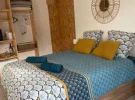 chambre d hôtes 2 personnes jacuzzi privé proche cité médiévale