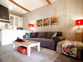 Group Stay, 7 minutes away from Amsterdam!
