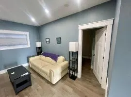 Long Lake Getaway - Modern, Quiet Accessible Suite, No Stairs or Steps, includes Washer & Dryer with Xbox and Switch 2 for entertainment