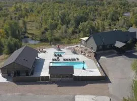 Beautiful Lodge And River Ranch Property For Up To 120 People