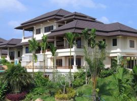 Luxurious Phuket Escape - Lakewood Hills, hotel v destinaci Layan pláž
