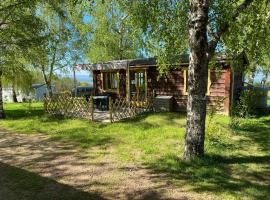 Camping le Montbartoux, camping in Vollore-Ville