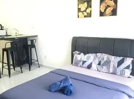 Skytrees Serviced Apartment Aeon Bukit Indah with TV box-B22