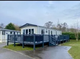 Home from Home Lettings at Tattershall Lakes - Bull Rush