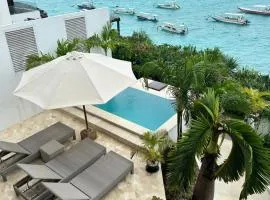 VILLA AMAN - Oceanfront