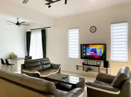 Cozy living 2 Storey Haus 4Room10Pax-Near Icon City