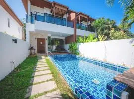 Kamala Beach 3-bedroom villa near Fantasea with high-speed Wi-Fi and private pool