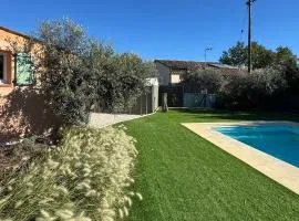 VAR, Proche Gorges du Verdon,villa 8 pers, piscine
