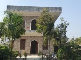 Rest n Ramble Nature hostel