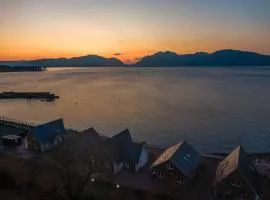 Beach Houses with Hot Tubs