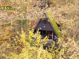 Durbuy Bungalow 194, calme et nature, hotel v destinaci Durbuy