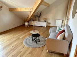 Appartement, 20m du lac Conjux, vue lac, hotel a Conjux