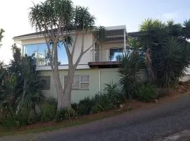 EIGHT VILLA DE PORT iKamva
