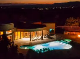Spectacular Home With Private Pool And Spa And Million Dollar Views