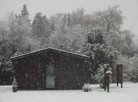 KillarneyCabins ie Stunning Adult Accommodation