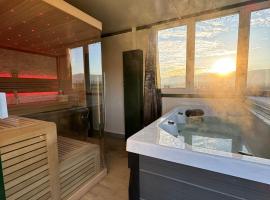 Jurty za winklem ze strefą SPA, hotel la plajă din Rudnica