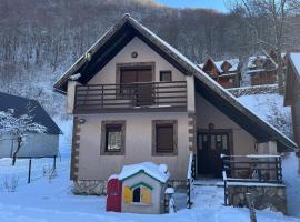 Biocinovici vikendica, lodge en Kolašin