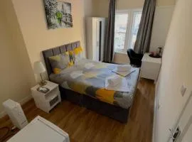 Central quality point piccadilly