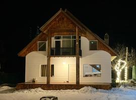 VELORA-DOODHPATHRi、Aphitのホテル