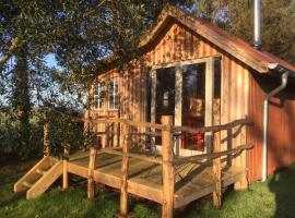 Retreat in Nature, chalet in Cardigan