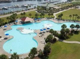Angie's Place w Golf Views Plus Huge Resort Pool