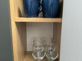 INCH Bucharest Premium Luxury Studios & Apartments by Glam Story, хотел в Букурещ