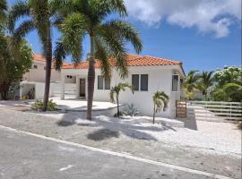Kas Di Palm Jan Thiel Marbella Estate Resort Curacao, hotel v mestu Jan Thiel