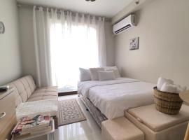 The Ecru Suite, hotel in Lapu Lapu City