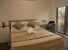 Pascoe Vale South, Vic, Australia stay with Domi