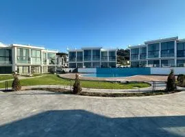 Siesta Beachfront apartments