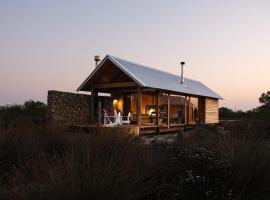!Khwa ttu, pet-friendly hotel in Swartwater