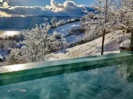 Moon Lake Bicaz - Casa Oia