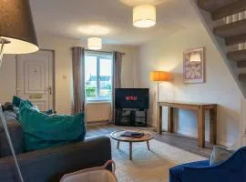 Burden close two bedroom house with garden