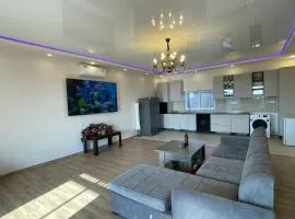 Ejmiatsin To Zvartnots Airport