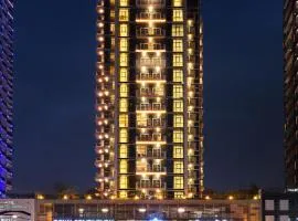 Royal Continental Suites Business Bay - Deluxe Apartments