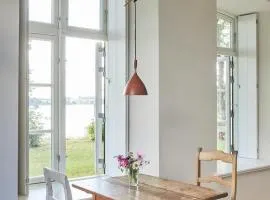 Kleines Fährhaus